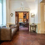 Exclusive 4 Bedrooms Apartment Near Duomo